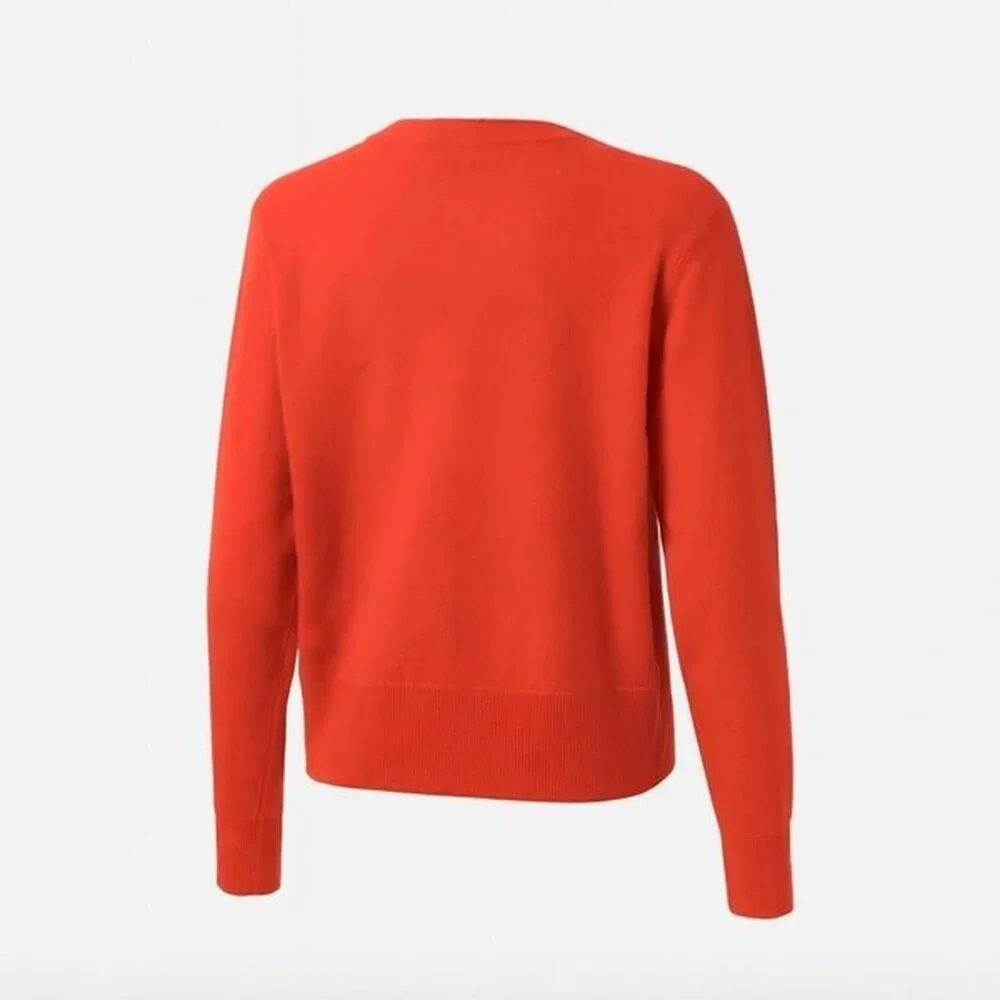 New Women's V-Neck Pullover Sweater Red Fine Gauge Knit Long Sleeve Size Large - Picture 2 of 2